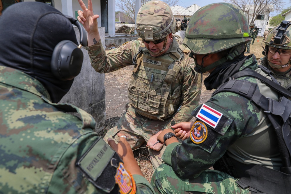 Hanuman Guardian: U.S., Thai Forces Train on Explosive Breaching