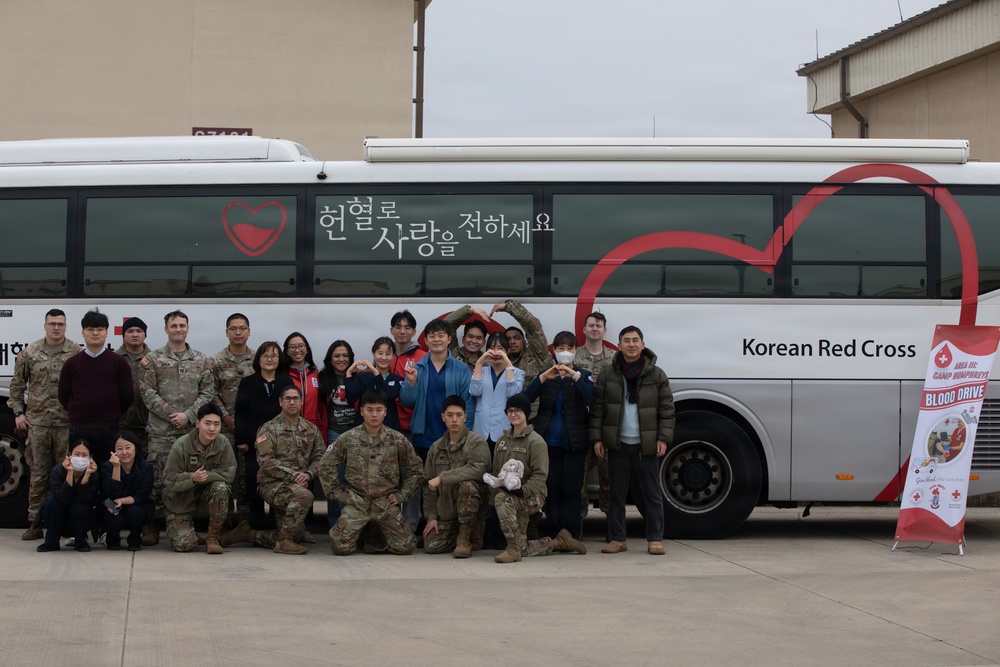 6th Battalion, 52nd Air Defense Artillery Regiment Echo Battery Hosts Blood Drive at Camp Humphreys.