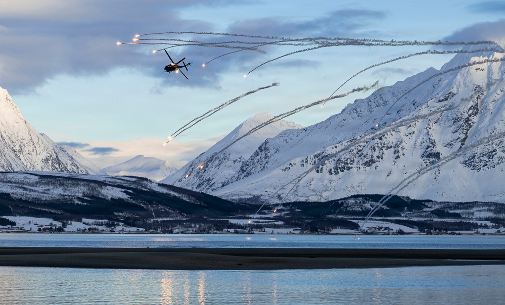 56th and 57th RQS execute CSAR training with Swedish rangers