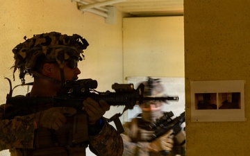 U.S. Marines with 4th LAR Conduct Urban Operations Training