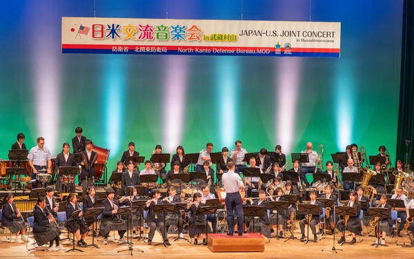 Banding Together: Japan-U.S. Joint Music Concert