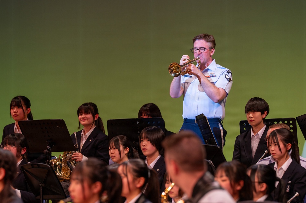 Banding Together: Japan-U.S. Joint Music Concert