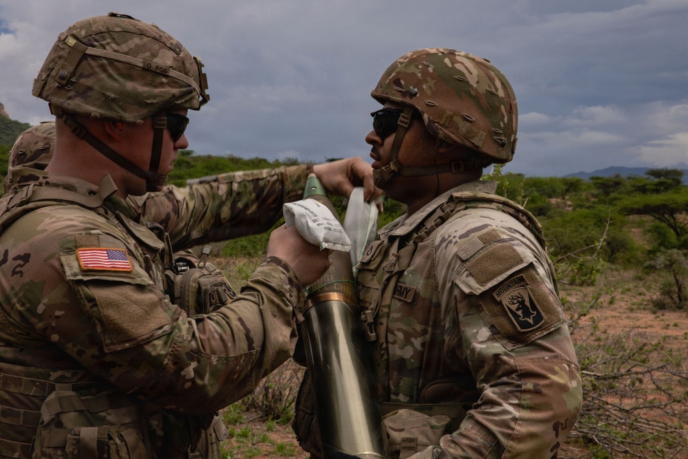 US, Kenya artillery crews Integrate fires during Justified Accord 2026 CALFX