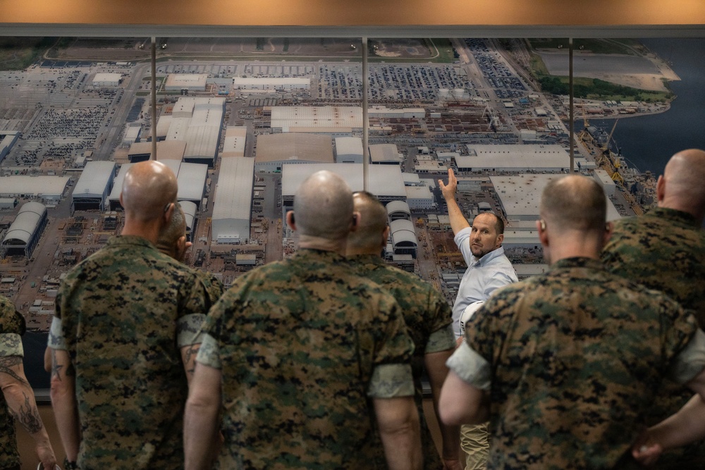 SMMC visits Ingalls Shipbuilding during SMMC Force Level Summit