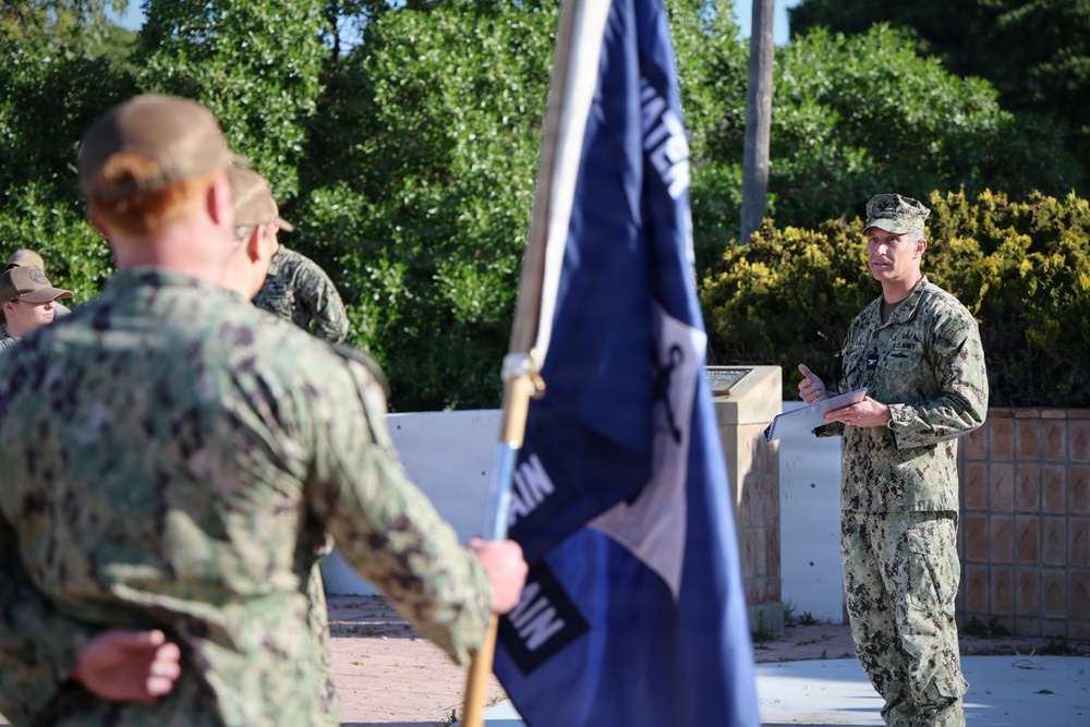UCT One Transfers Mission from Dive Detachment Bravo to Charlie