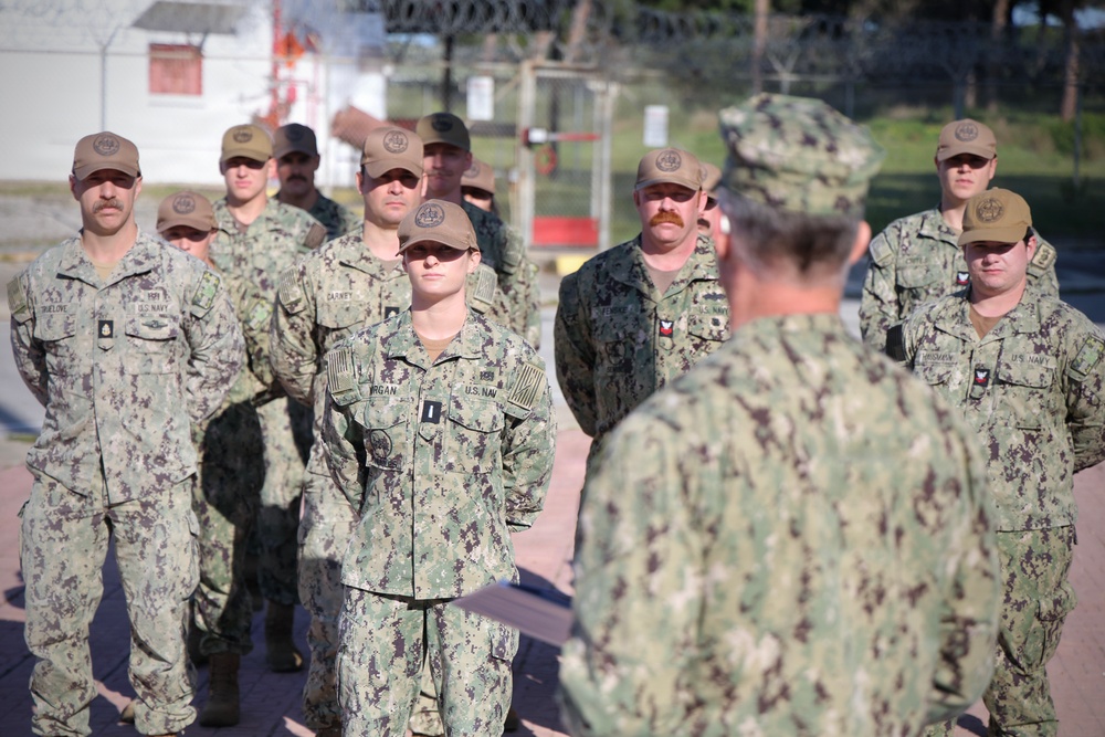 UCT One Transfers Mission from Dive Detachment Bravo to Charlie