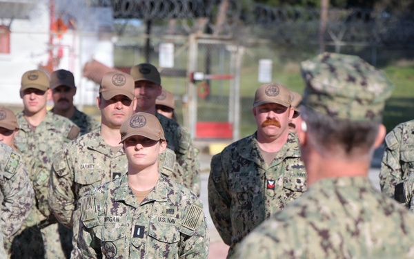 UCT One Transfers Mission from Dive Detachment Bravo to Charlie