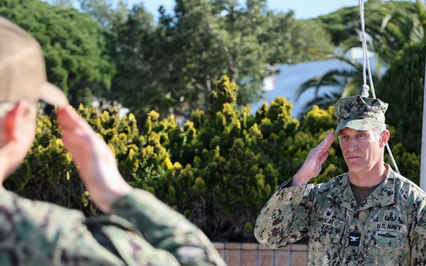 UCT One Transfers Mission from Dive Detachment Bravo to Charlie