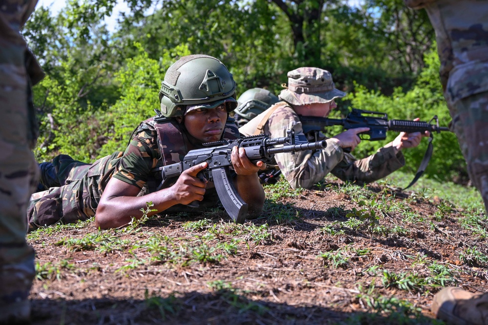 US, Tanzania train patrol and recon techniques during JA26