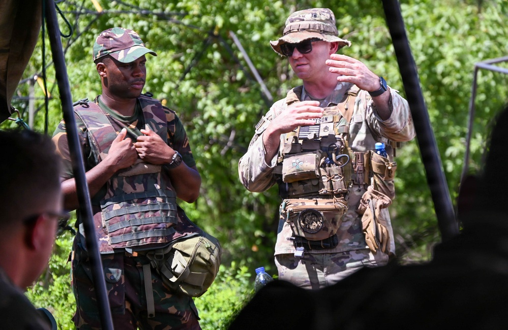 US, Tanzania train patrol and recon techniques during JA26