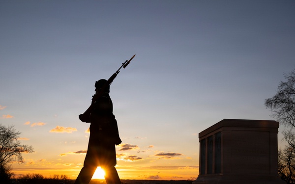 Sunrise at the Tomb of the Unknown Soldier