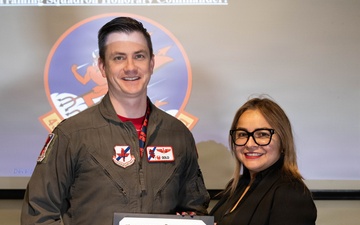 Laughlin recognizes outstanding performers during “Wings of XLence” Luncheon