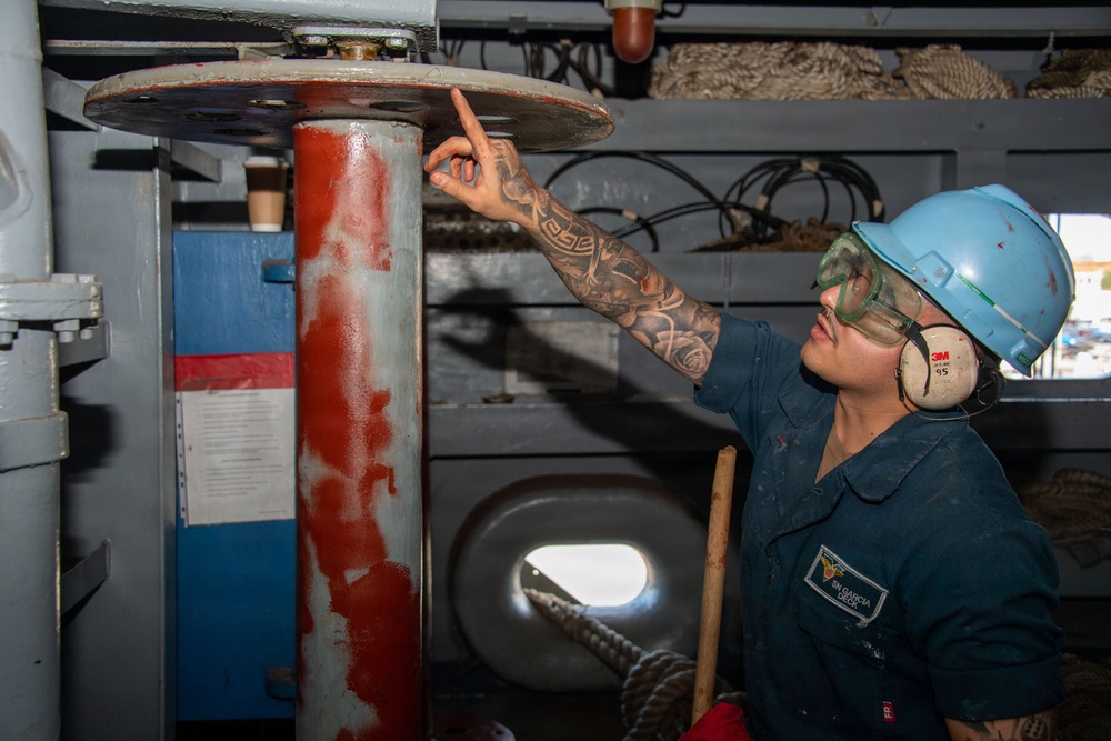 USS Carl Vinson (CVN 70) conducts routine operations