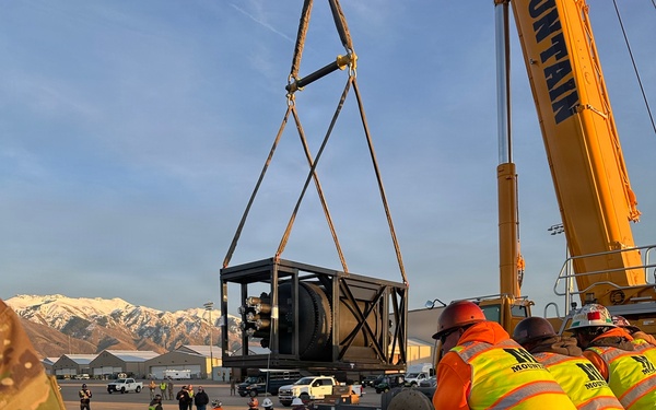 419th Fighter Wing Reservists Support First-Ever Military Microreactor Airlift