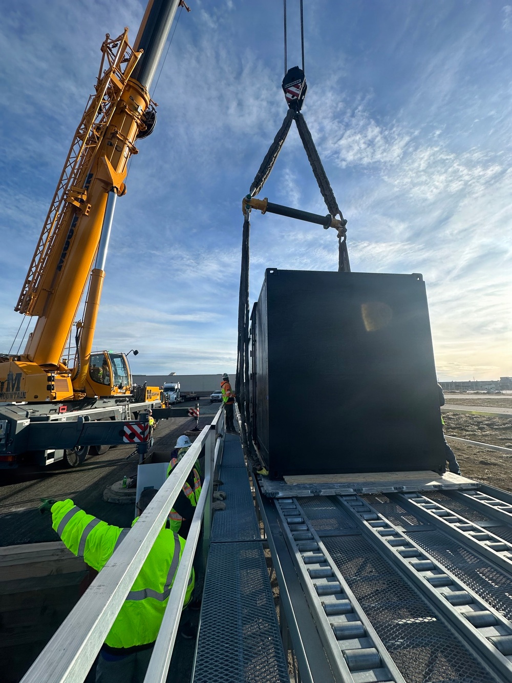 419th Fighter Wing Reservists Support First-Ever Military Microreactor Airlift