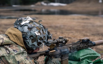 1-32 NCO's Test Next Generation Squad Weapons