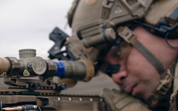 1-32 NCO's Test Next Generation Squad Weapons