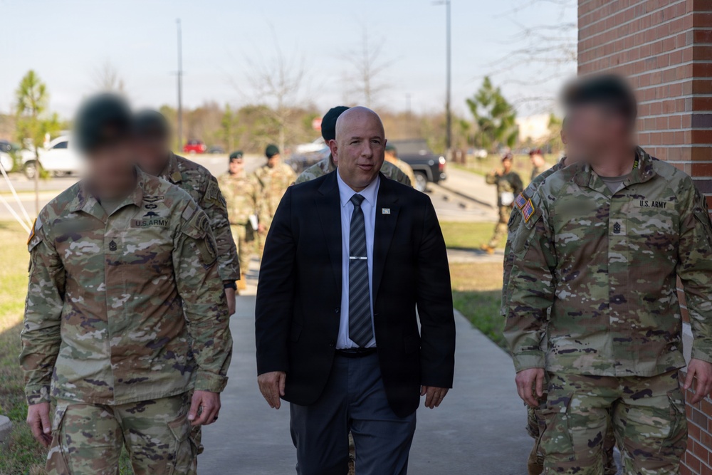 Senior Strategy Advisor Eric Geressy Visits 3rd Special Forces Group (Airborne)