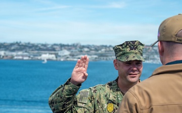 USS Carl Vinson (CVN 70) holds reenlistment ceremony