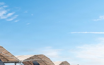 Crew Chiefs Conduct F-16 Maintenance Ahead of Winter Weather at McEntire JNGB