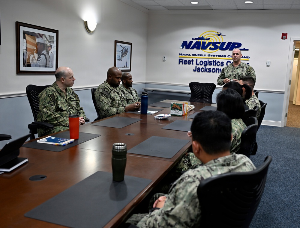 NAVSUP CMC Colosimo visits NAVSUP FLC Jacksonville