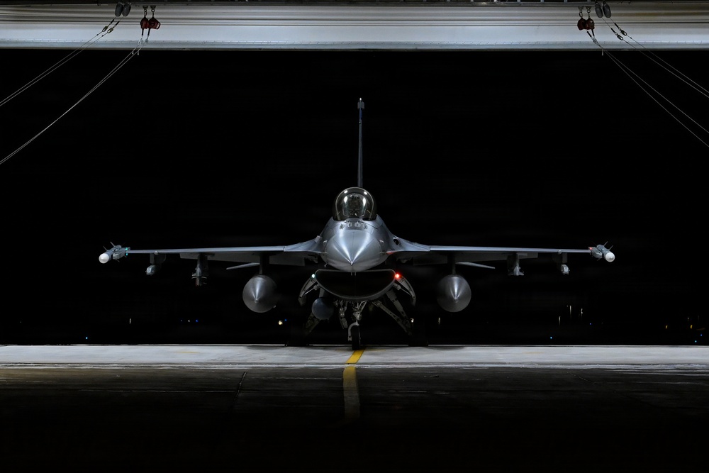 Minnesota Air National Guard conducts night flying operations