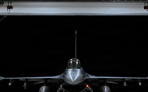 Minnesota Air National Guard conducts night flying operations