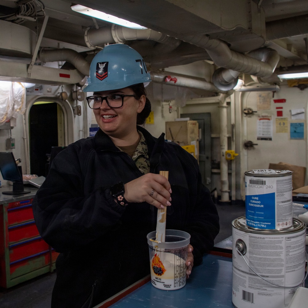 USS Carl Vinson (CVN70) conduct routine operations