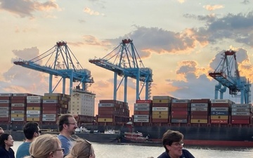 Port Authority of NY &amp; NJ giving port tour