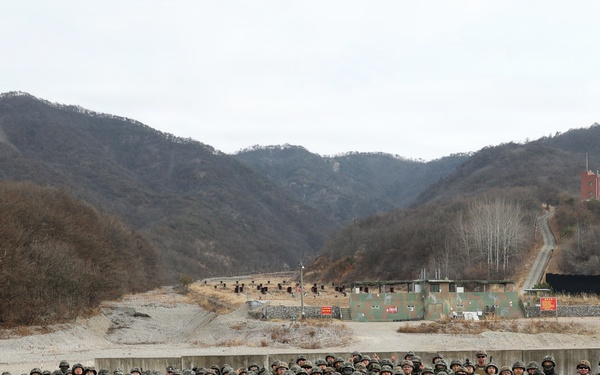Republic of Korea Marine Corps Commandant, III MEF Commander visit Marines during Freedom Shield 26