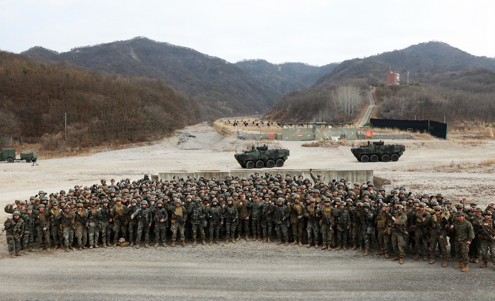 Republic of Korea Marine Corps Commandant, III MEF Commander visit Marines during Freedom Shield 26