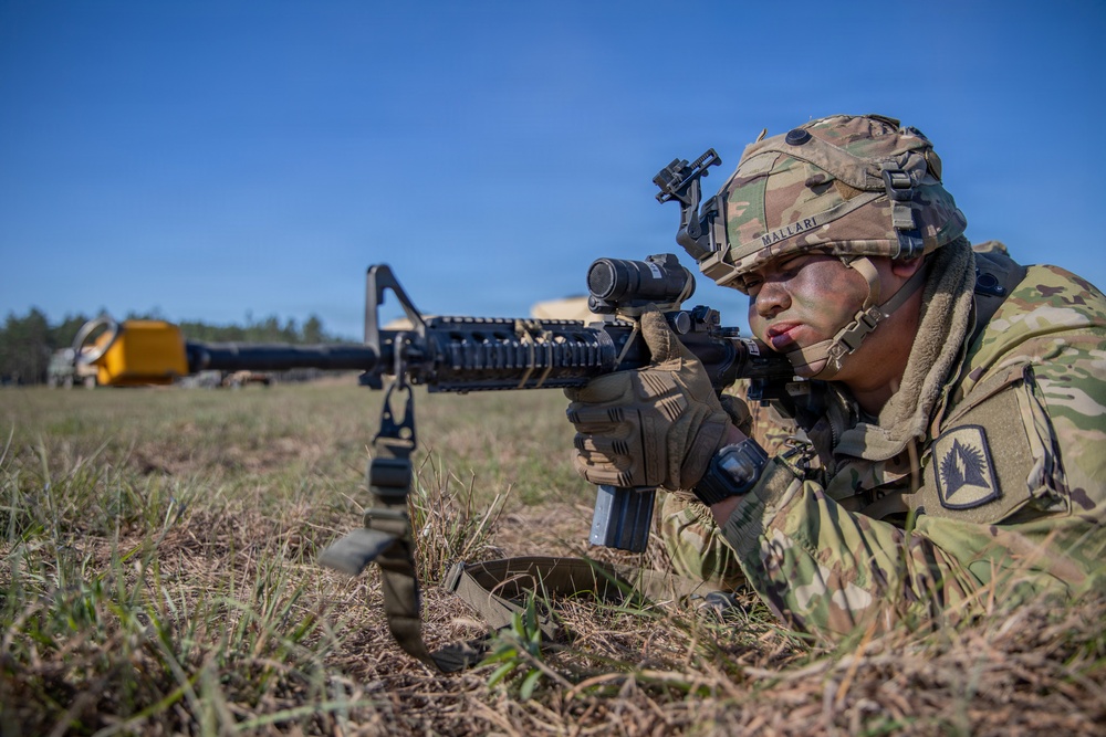 3-265 Air Defense Artillery Soldiers Enter the Box at JRTC