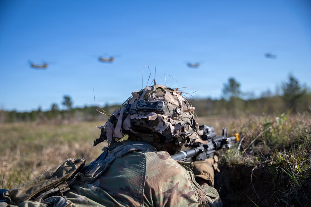 3-265 Air Defense Artillery Soldiers Enter the Box at JRTC