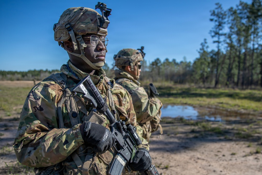 3-265 Air Defense Artillery Soldiers Enter the Box at JRTC