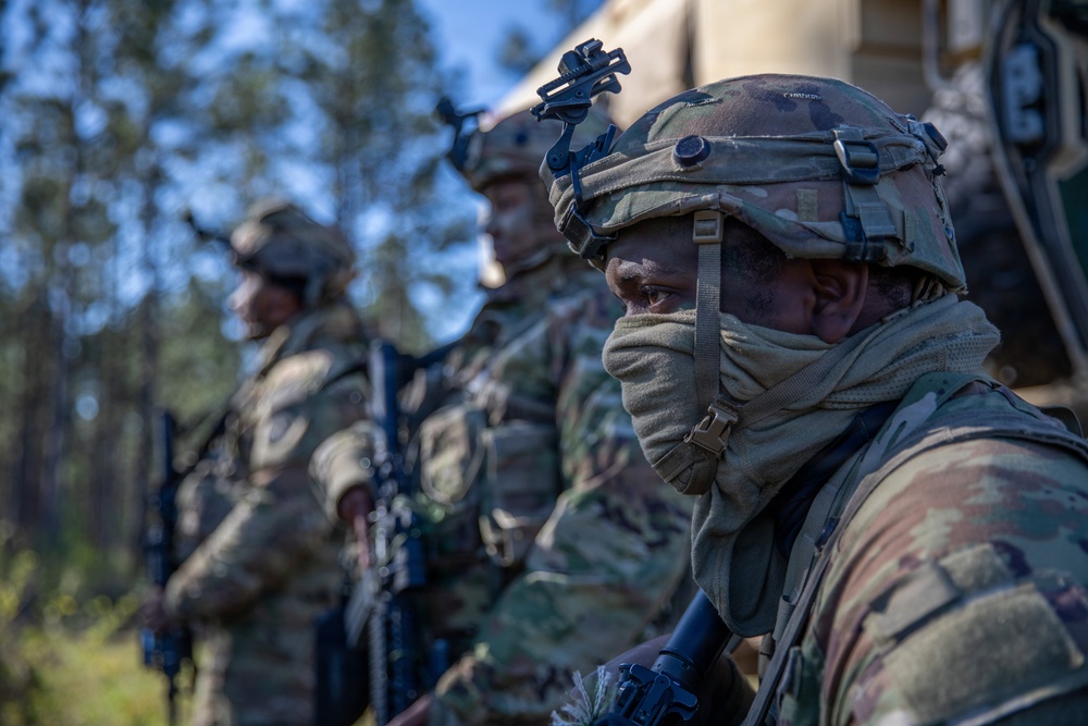 3-265 Air Defense Artillery Soldiers Enter the Box at JRTC