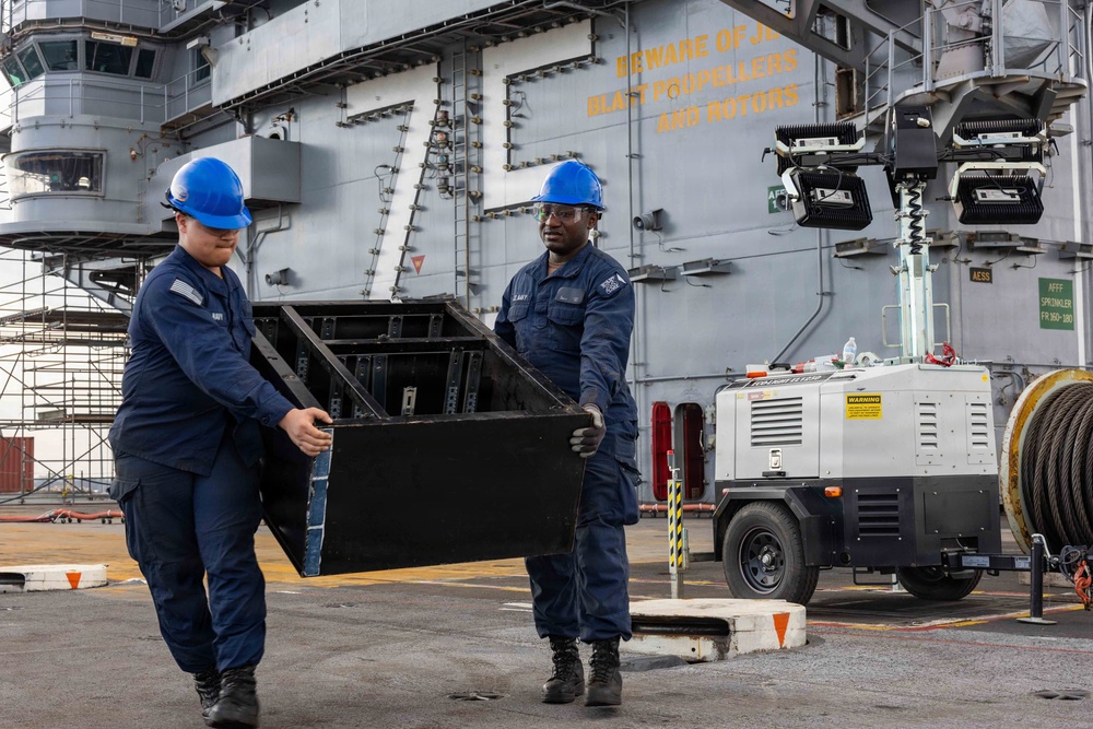 2603011-N-DL824-1124