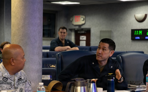 U.S. 7th Fleet hosts Philippine Navy for Staff Talks