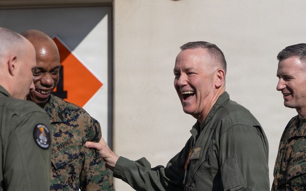 Deputy Commandant for Aviation visits MAG-12