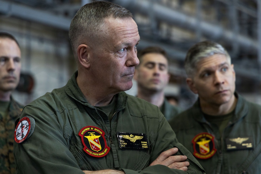 Deputy Commandant for Aviation visits MAG-12