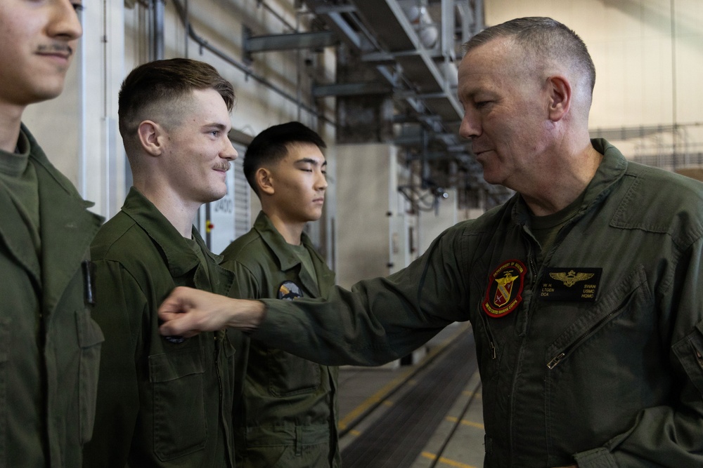 Deputy Commandant for Aviation visits MAG-12