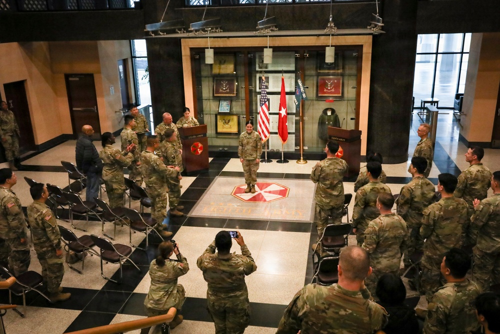 Lt. Gen. Robert D. Harter Promotes Soldiers