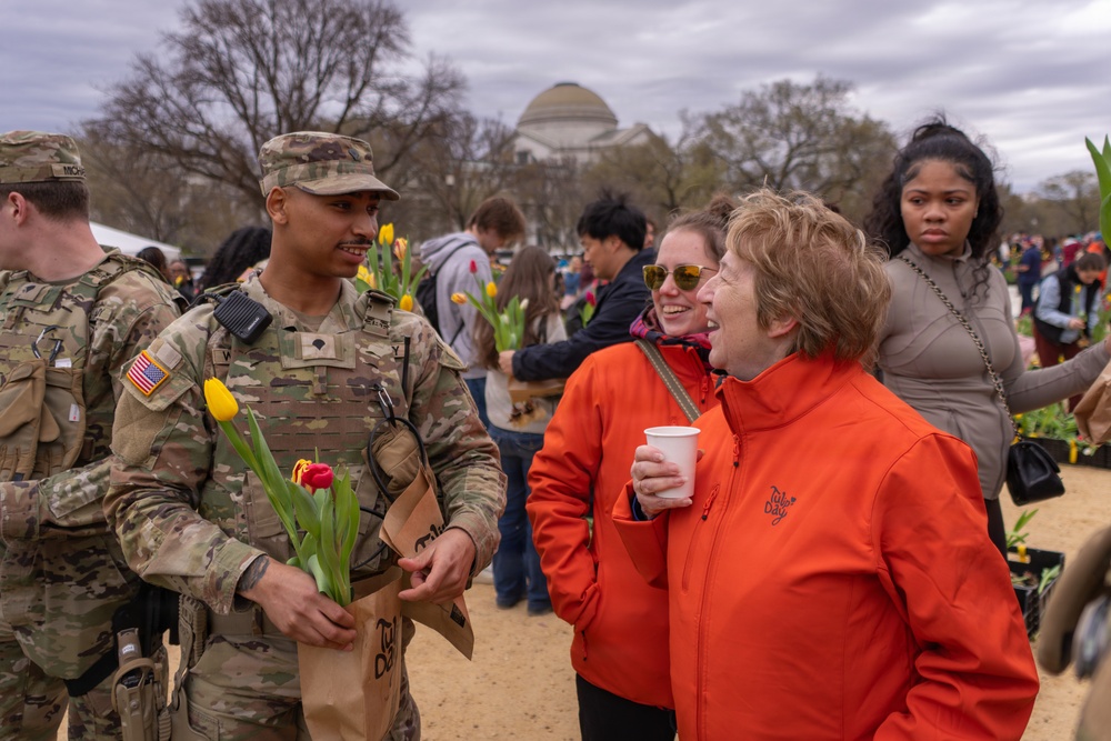 Mississippi National Guard Soldiers join Tulip Day in Washington, D.C.