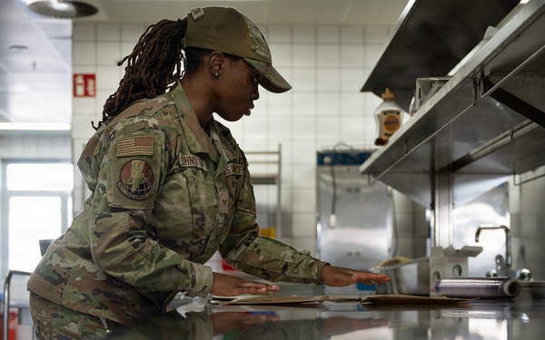 Jawbone Flight Kitchen keeps aircrew fueled for flight
