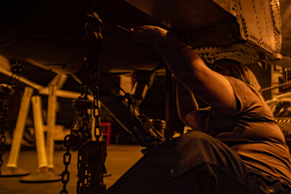 USS Abraham Lincoln (CVN 72) supports Operation Epic Fury