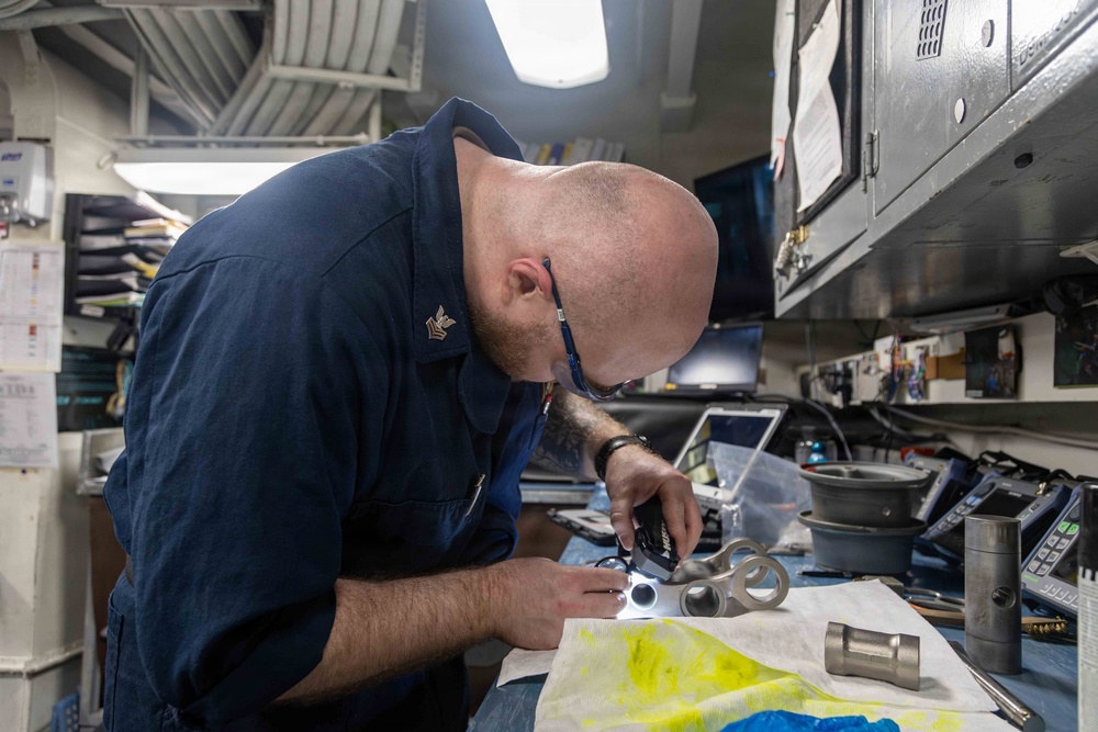 USS Abraham Lincoln (CVN 72) supports Operation Epic Fury