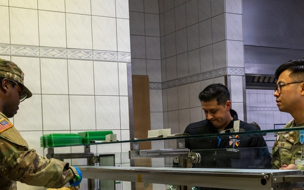 55th Quartermaster Company Provides Meal Support at LRMC Dining Facility