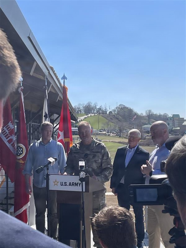 LT GEN. Butch Graham at ASA(CW) and Secretary of the Army Press Conference in Vicksburg, MS