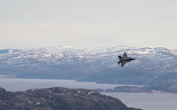 48 FW, RNoAF conduct low level operations at Cold Response 26