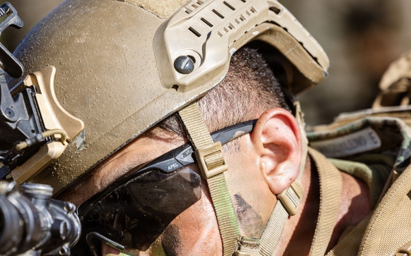 1st Intel Bn conducts field exercise