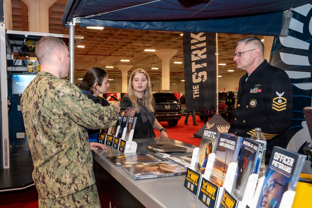 NTAG Ohio River Valley Recruiters Showcase Opportunities at the Cleveland Auto Show